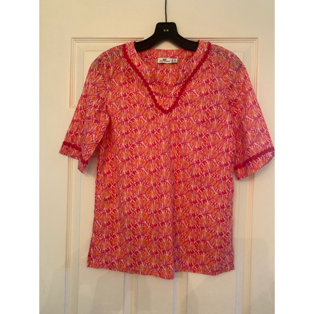 Girl’s Vineyard Vines Top, M, Pink and Orange